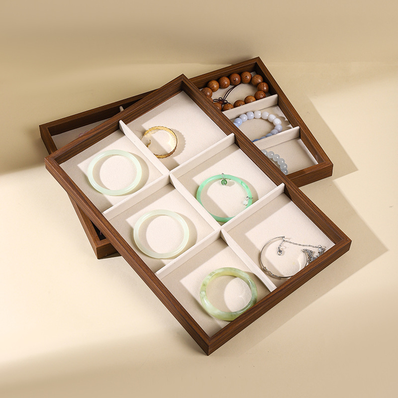 ウォールナット材ジュエリートレイ、ベルベット裏地付き、リング - Wood Ring Blank のレビューと価格